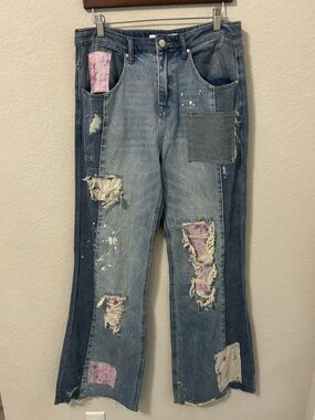 Altar'd State Distressed Patchwork Women's Jeans - Blue